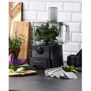 NORDIC SENSE Foodprocessor m. indbygget skuffe til rivejern og knive.